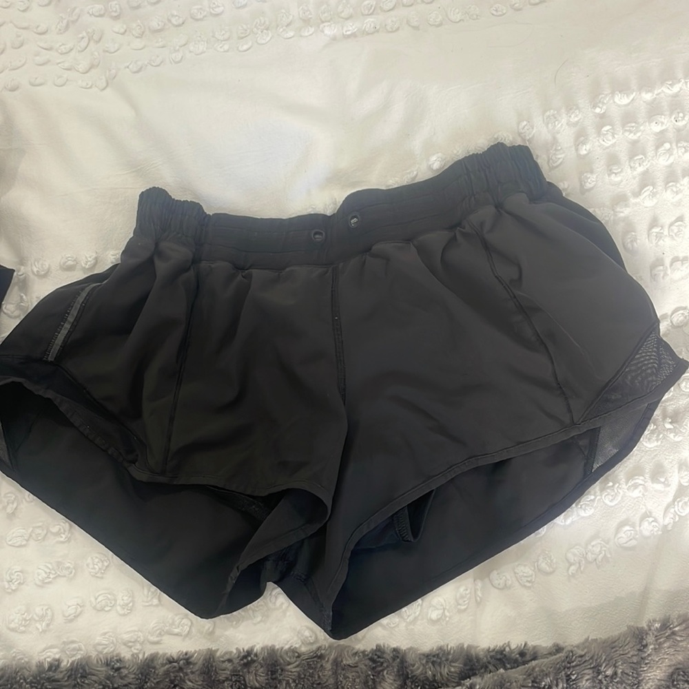 Lulu lemon hotty hot shorts